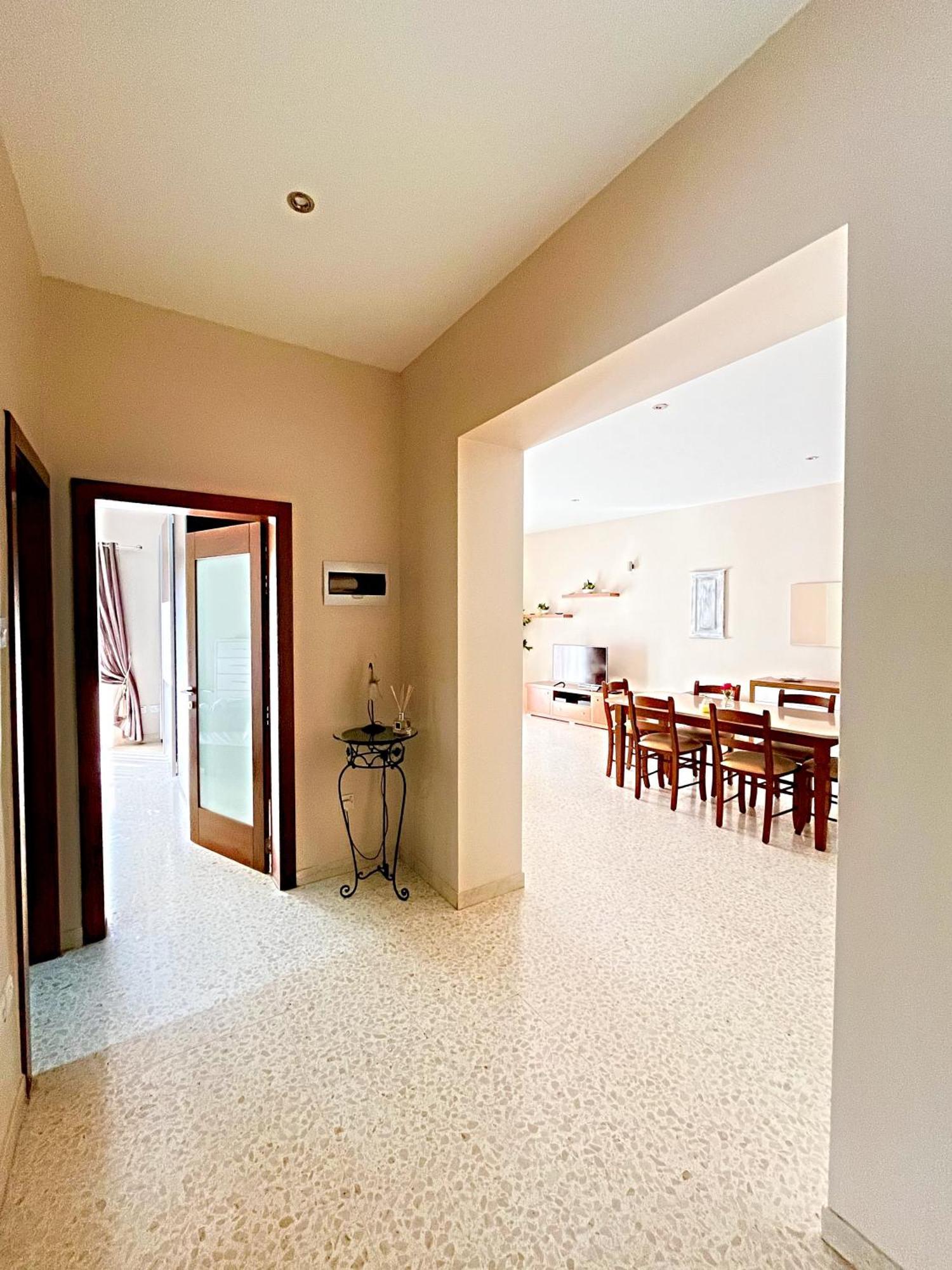 Seafront Highly Furnished Fl 4 Birgu